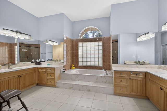 16107 86th Street N, Loxahatchee, FL 33470