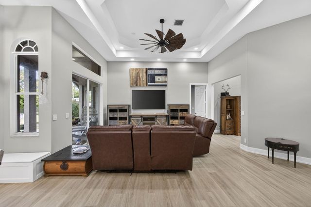 16107 86th Street N, Loxahatchee, FL 33470