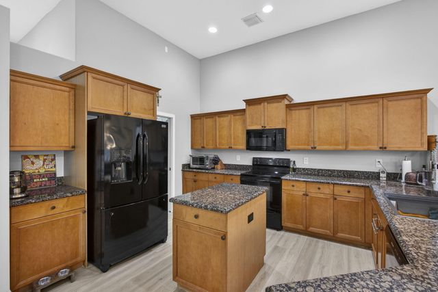 16107 86th Street N, Loxahatchee, FL 33470