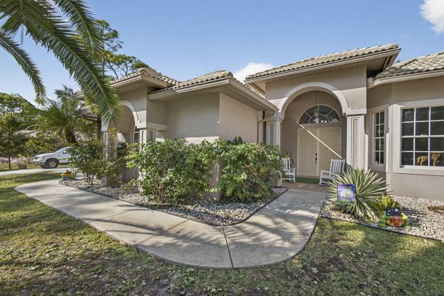 16107 86th Street N, Loxahatchee, FL 33470