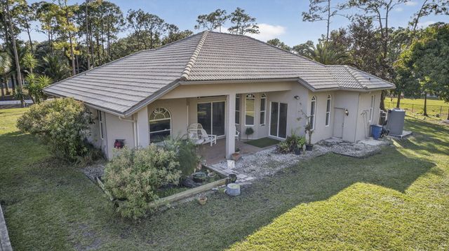 16107 86th Street N, Loxahatchee, FL 33470