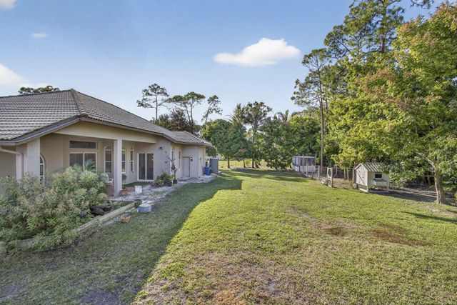 16107 86th Street N, Loxahatchee, FL 33470