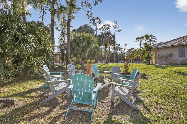 16107 86th Street N, Loxahatchee, FL 33470