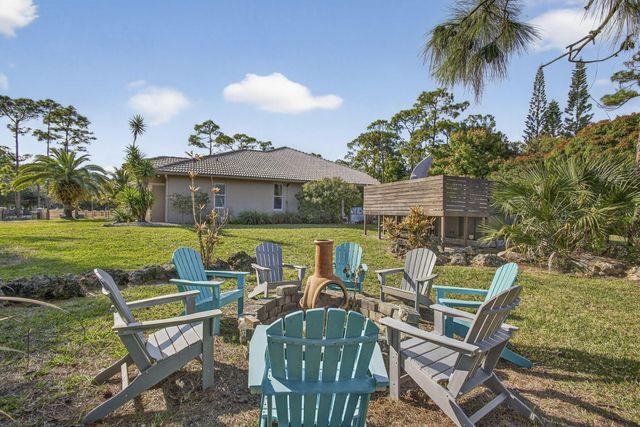 16107 86th Street N, Loxahatchee, FL 33470