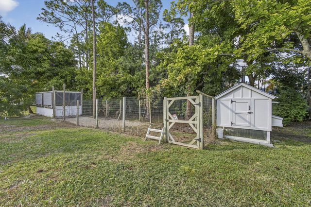 16107 86th Street N, Loxahatchee, FL 33470