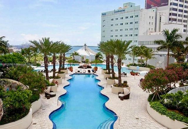 244 Biscayne Blvd 1605, Miami, FL 33132