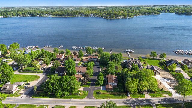 5410 Country Aire Drive 14, Coloma, MI 49038