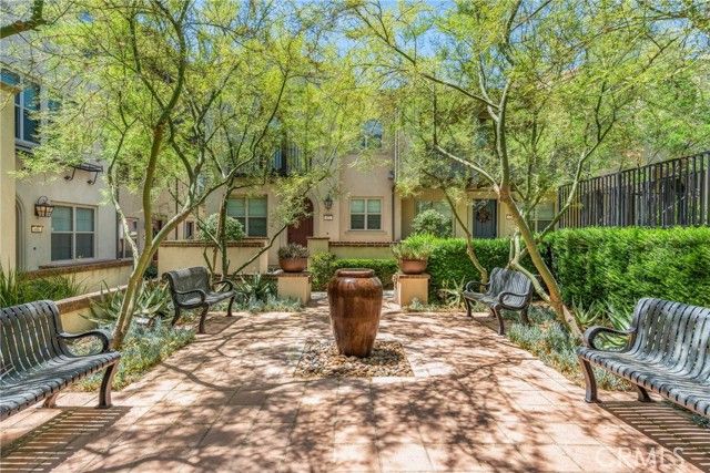 808 Citrus Court, Claremont, CA 91711