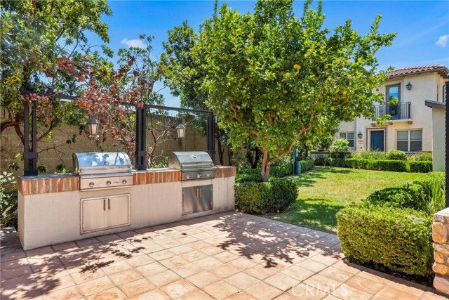 808 Citrus Court, Claremont, CA 91711