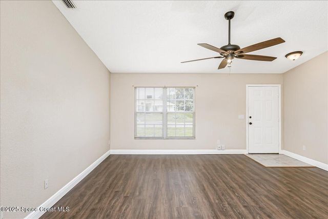 788 Walmsley Street SW, Palm Bay, FL 32908