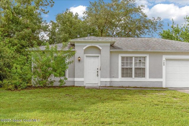 788 Walmsley Street SW, Palm Bay, FL 32908