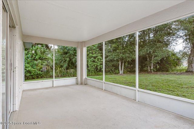 788 Walmsley Street SW, Palm Bay, FL 32908