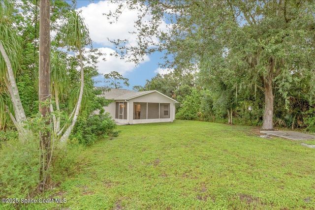 788 Walmsley Street SW, Palm Bay, FL 32908