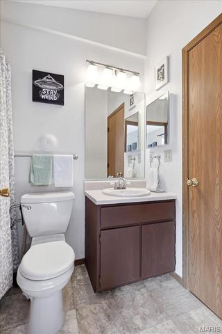 60 Sugar Ridge Court 6, St Peters, MO 63376