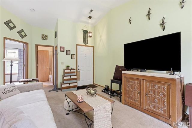 60 Sugar Ridge Court 6, St Peters, MO 63376