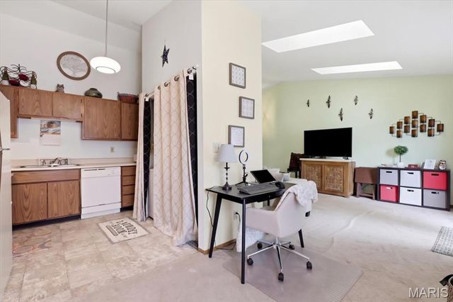 60 Sugar Ridge Court 6, St Peters, MO 63376