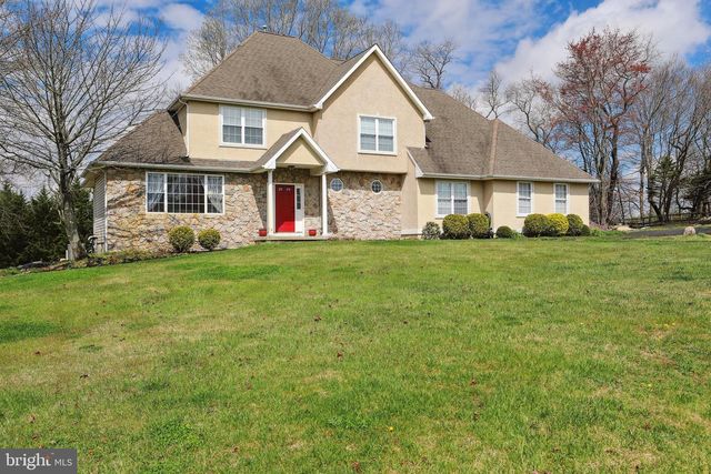 112 JULES DR, Swedesboro, NJ 08085
