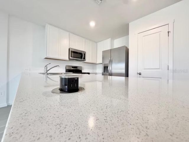 836 LYNX STREET, Davenport, FL 33837