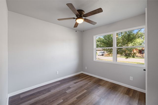 4738 Bedford Drive, Mesquite, TX 75150