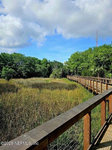 1910 PRUDENTIAL Drive, Jacksonville, FL 32207