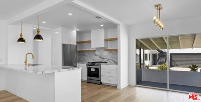 2218 24thh, Santa Monica, CA 90405