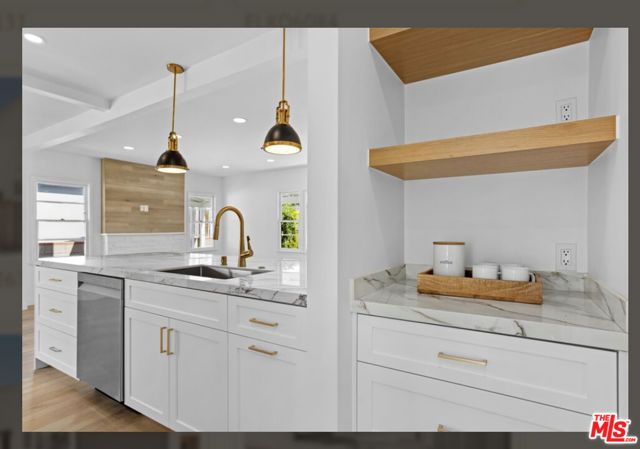 2218 24thh, Santa Monica, CA 90405