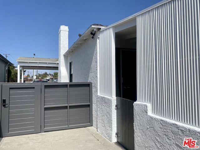 2218 24thh, Santa Monica, CA 90405