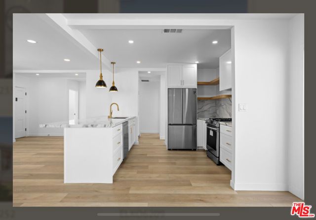 2218 24thh, Santa Monica, CA 90405