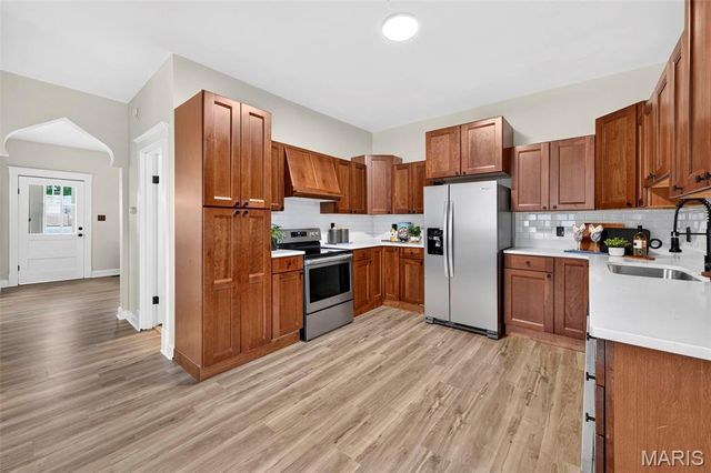 8706 Valcour Avenue, St Louis, MO 63123