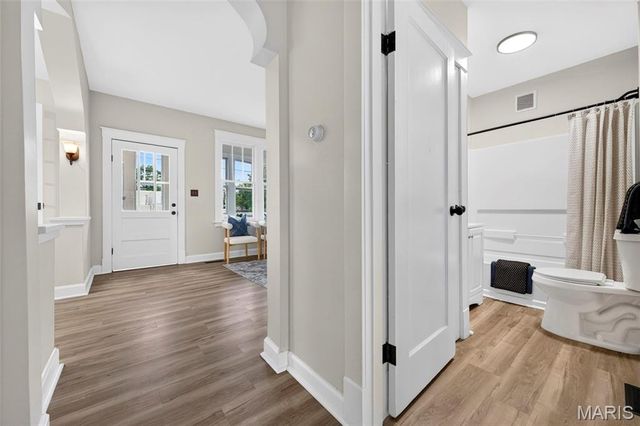 8706 Valcour Avenue, St Louis, MO 63123