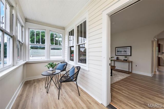 8706 Valcour Avenue, St Louis, MO 63123
