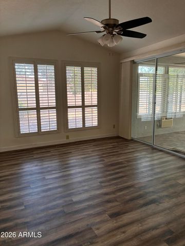 26017 S HOLLYGREEN Drive, Sun Lakes, AZ 85248