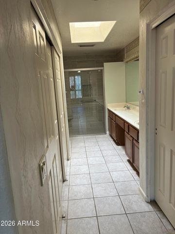 26017 S HOLLYGREEN Drive, Sun Lakes, AZ 85248