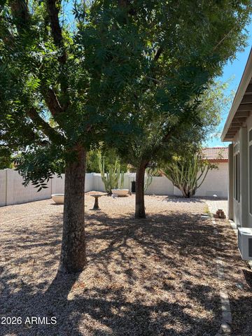 26017 S HOLLYGREEN Drive, Sun Lakes, AZ 85248
