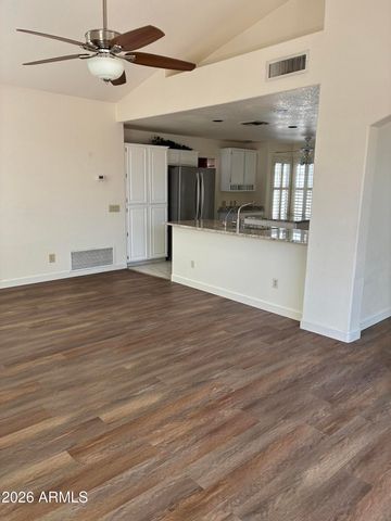 26017 S HOLLYGREEN Drive, Sun Lakes, AZ 85248