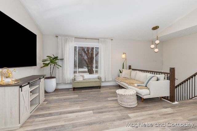 6165 Arroyo Vista Drive Ne, Cannon Twp, MI 49341