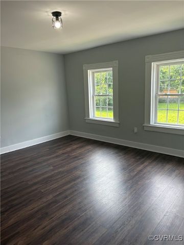 924 Lee Ave, Petersburg, VA 23803