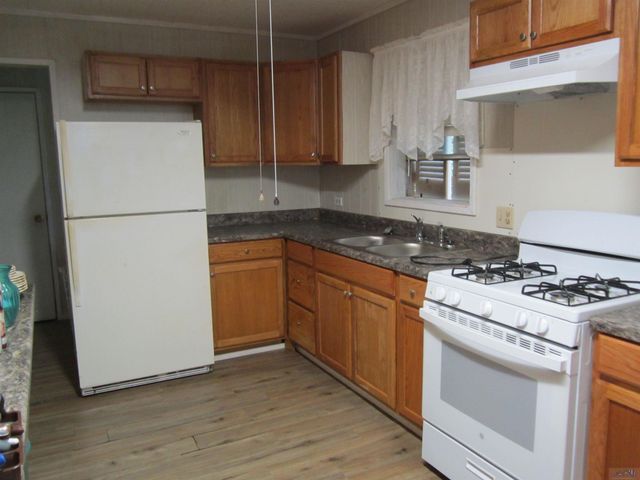 170 Ledet Ln, Larose, LA 70373