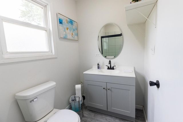 1904 Ezra Avenue, Zion, IL 60099