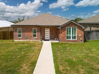 16 Samac LN, Lampasas, TX 76550