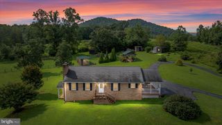 1117 POOR HOUSE RD, Banco, VA 22711