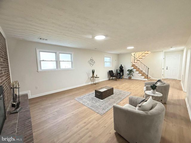 1922 OAKWOOD ST, Temple Hills, MD 20748
