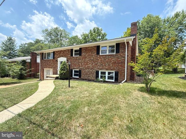 1922 OAKWOOD ST, Temple Hills, MD 20748