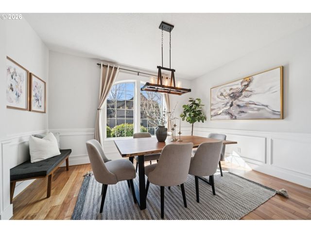 13213 Sw DEERGROVE Ln, Portland, OR 97224