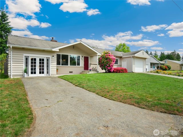 944 165th Avenue SE, Bellevue, WA 98008