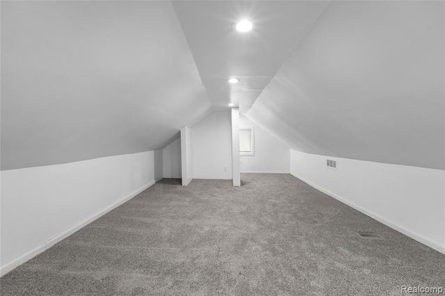 7521 Westminster Avenue, Warren, MI 48091