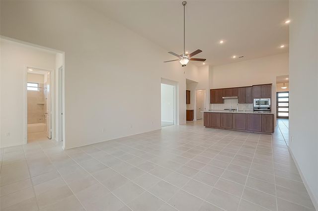 1303 Munson Valley Road, Richmond, TX 77406
