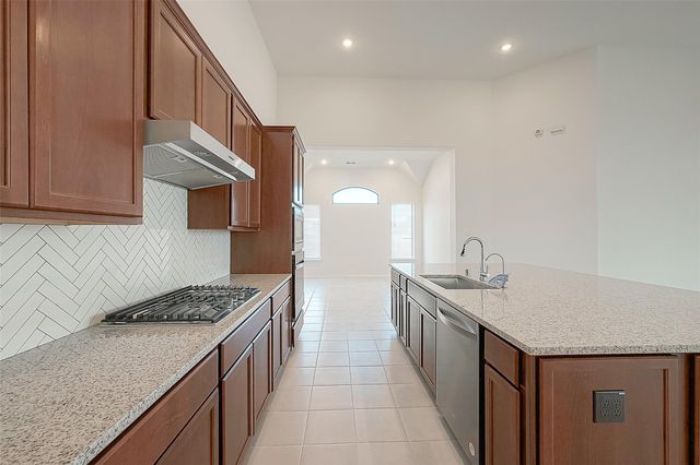 1303 Munson Valley Road, Richmond, TX 77406