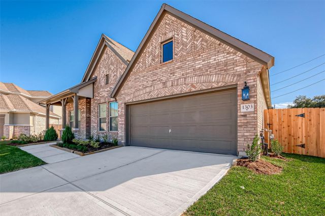 1303 Munson Valley Road, Richmond, TX 77406