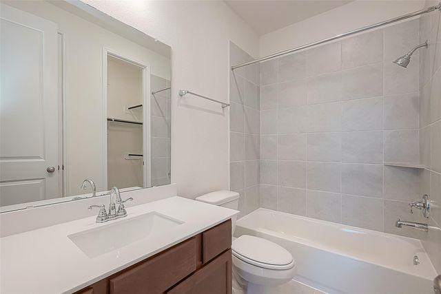 1303 Munson Valley Road, Richmond, TX 77406